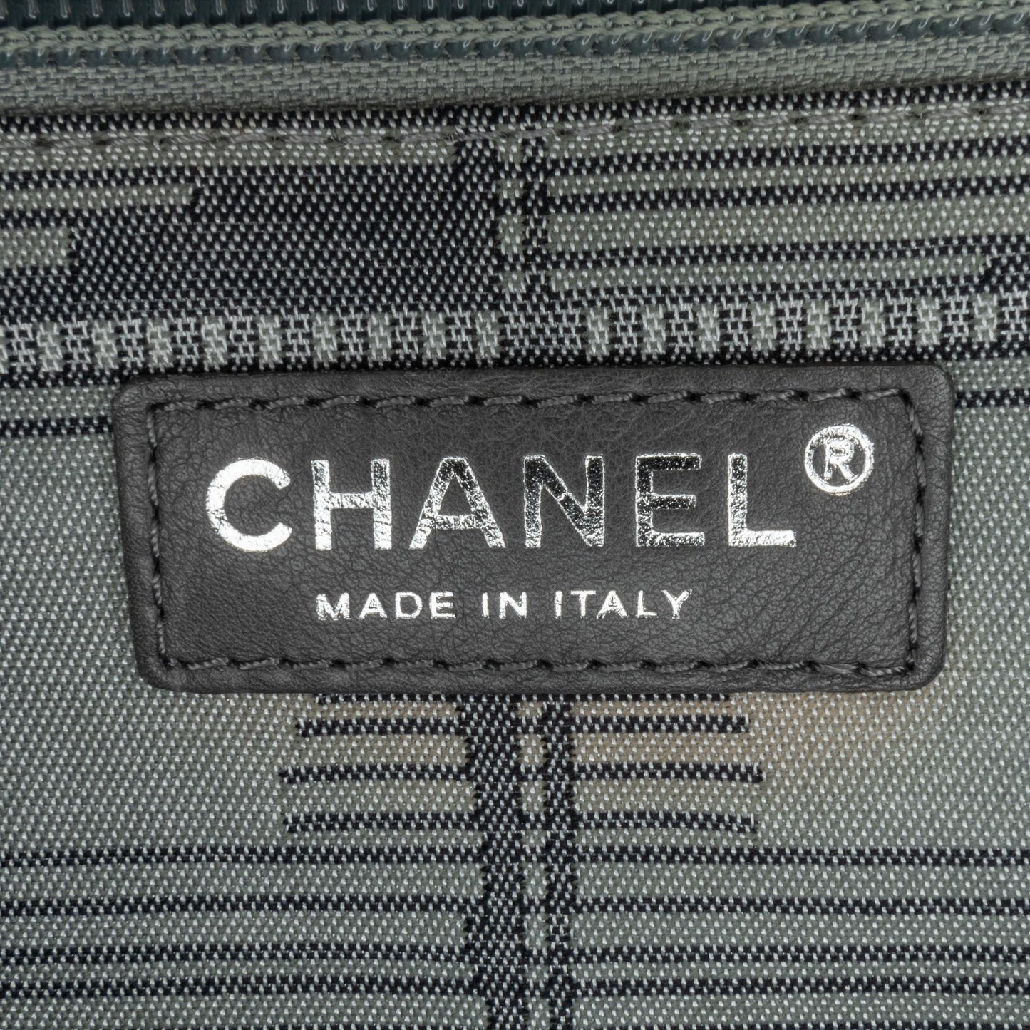 Chanel New Travel Line Tote (SHG-mwiTmC)