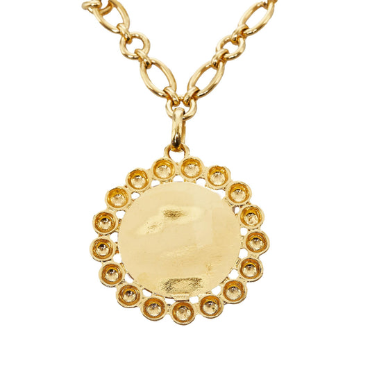 Chanel Oversized Cambon Medal Necklace (SHG-186ose)