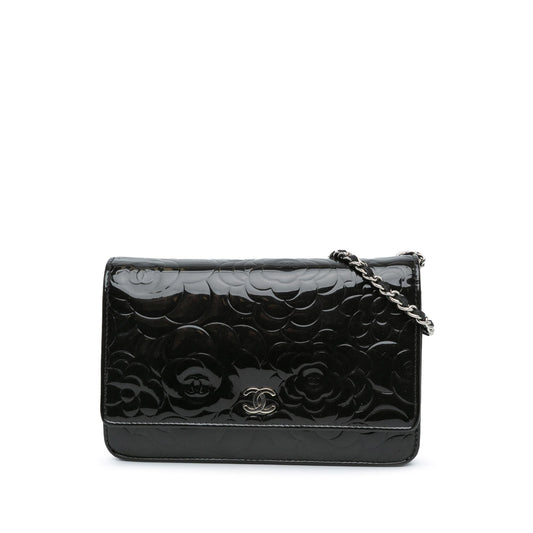 Luxury Chanel Patent Camellia Wallet On Chain (SHG-jbYGWh)