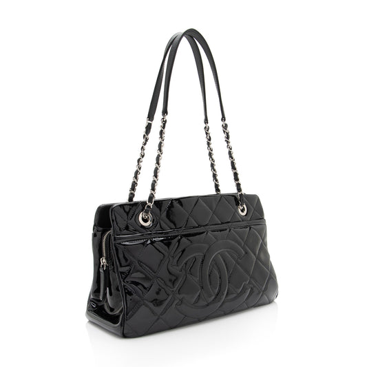 Chanel Patent Leather Timeless CC Chain Small Tote (SHF-xHTHtp)