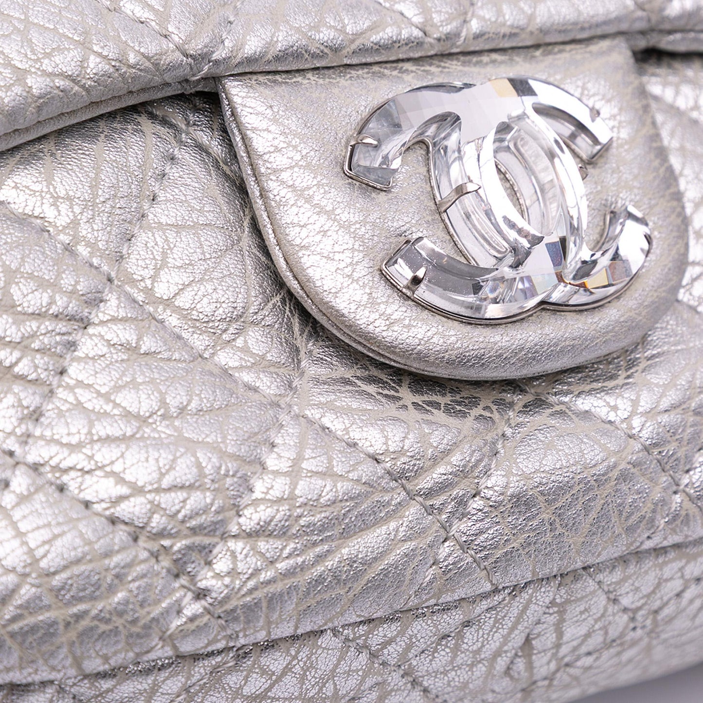 Chanel Quilted Aged Calfskin On The Rocks Flap