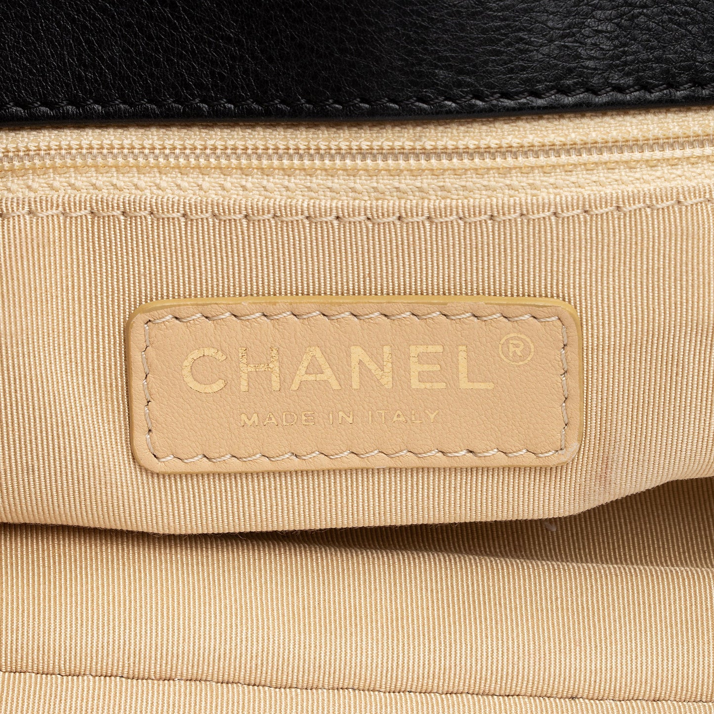 Chanel Quilted Calfskin CC Crown Small Tote (SHF-bToVAu)