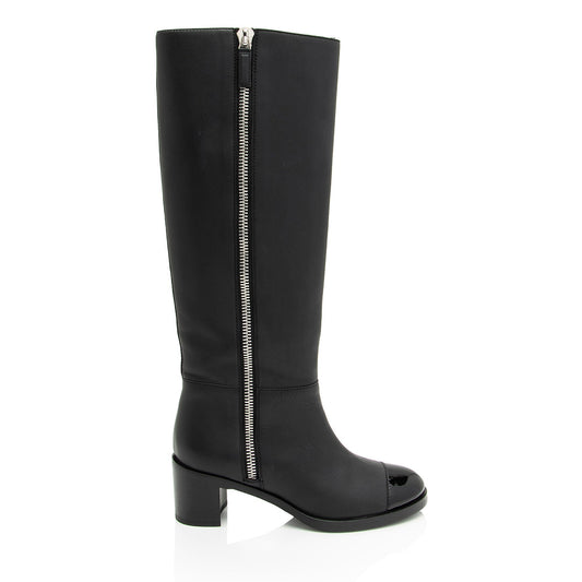 Luxury Chanel Quilted Calfskin Patent Leather Cap Toe Logo Boots - Size 7 / 37 (SHF-1bljRC)