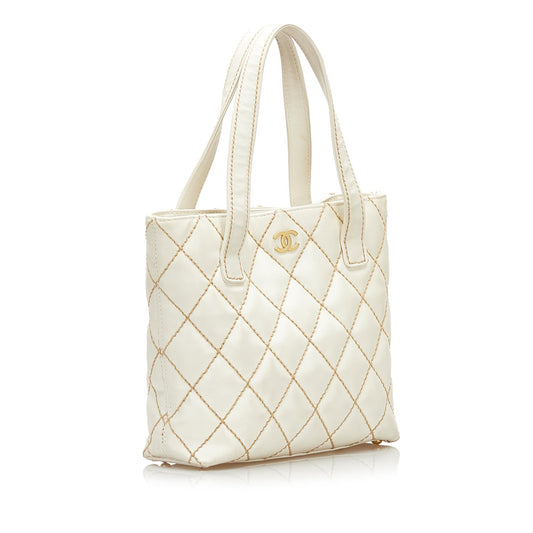 Chanel Quilted Surpique Tote (SHG-35386)