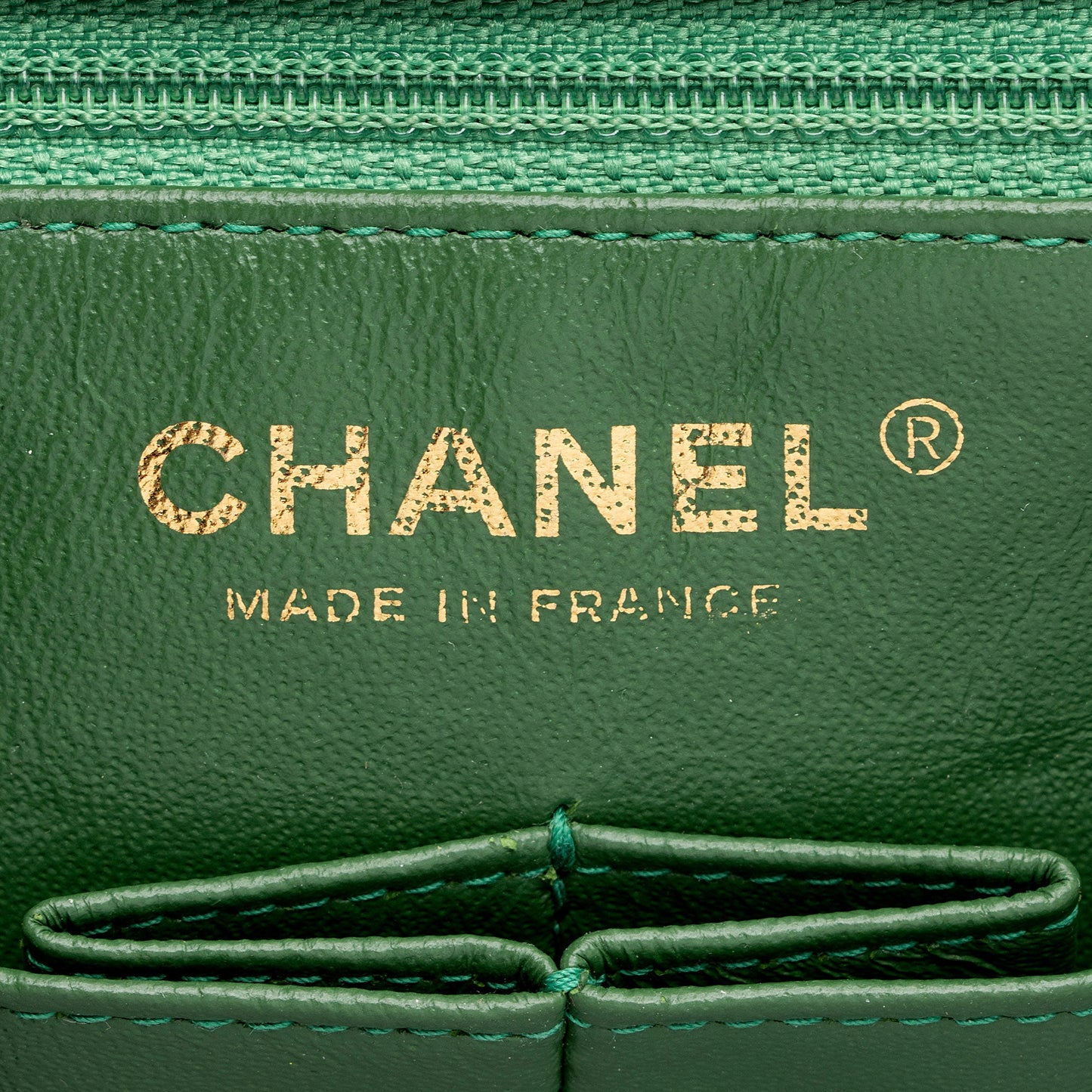 Chanel Scallop Quilted Suede Pagoda Medium Flap Bag (SHF-StVv1m)
