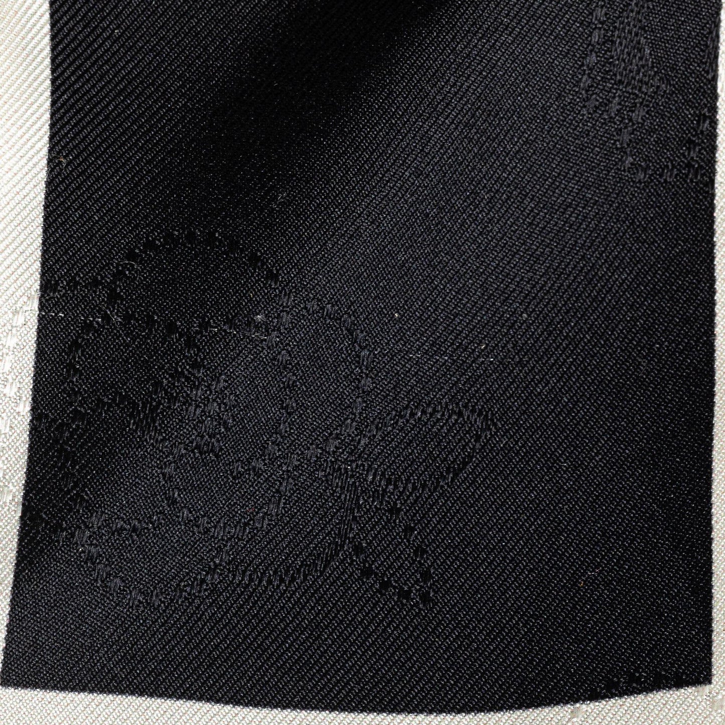 Chanel Silk CC Bow Scrunchie (SHG-GXTRwZ)