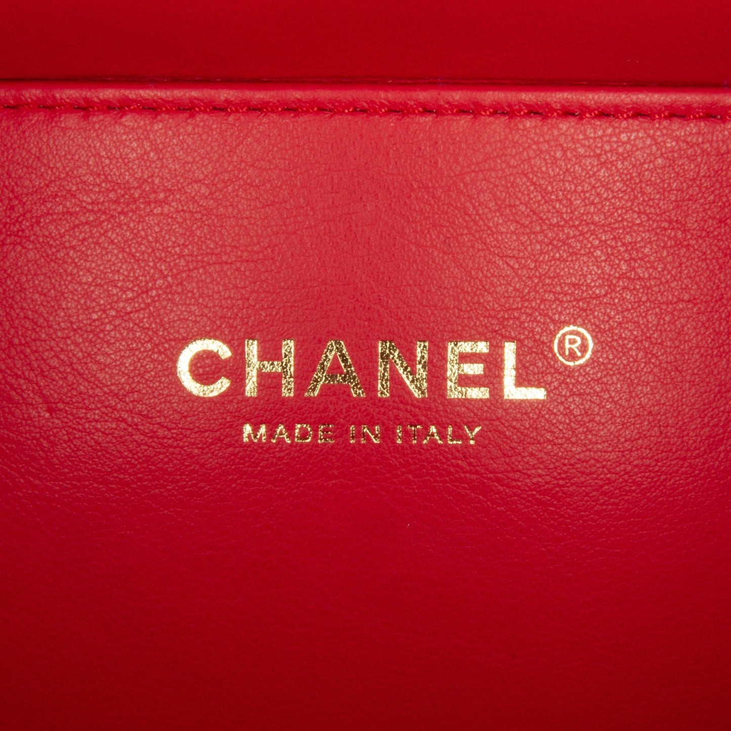 Chanel Small Caviar Filigree Vanity Case (SHG-8sX2Za)
