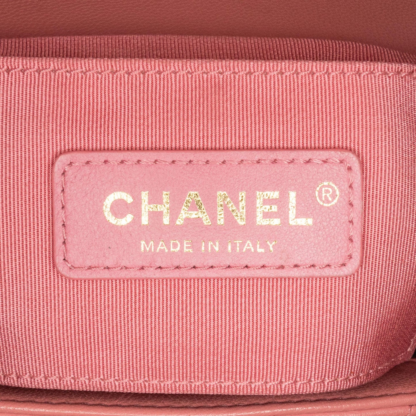 Chanel Small Chevron Lambskin Reversed Round Flap (SHG-tiKa51)