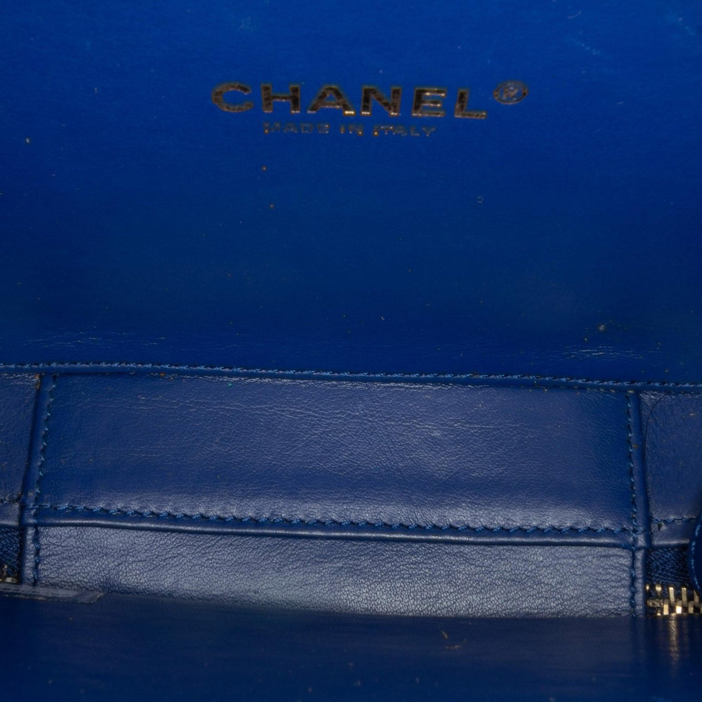Chanel Small Jersey CC Filigree Vanity Case (SHG-n3n03P)
