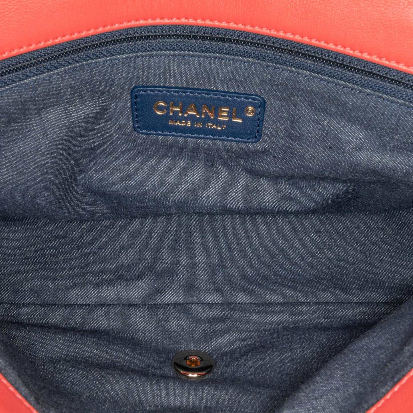 Chanel Small Lambskin Elegant Chain Single Flap (SHG-SDFYLG)