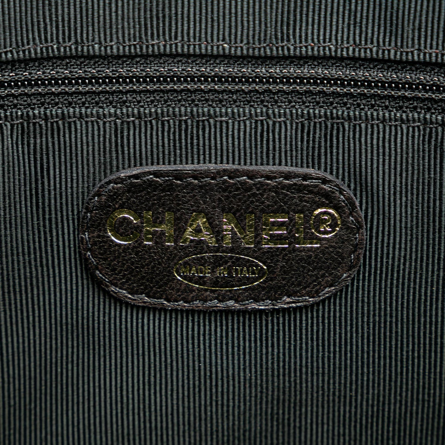 Chanel Triple CC Caviar Tote (SHG-raWzl2)