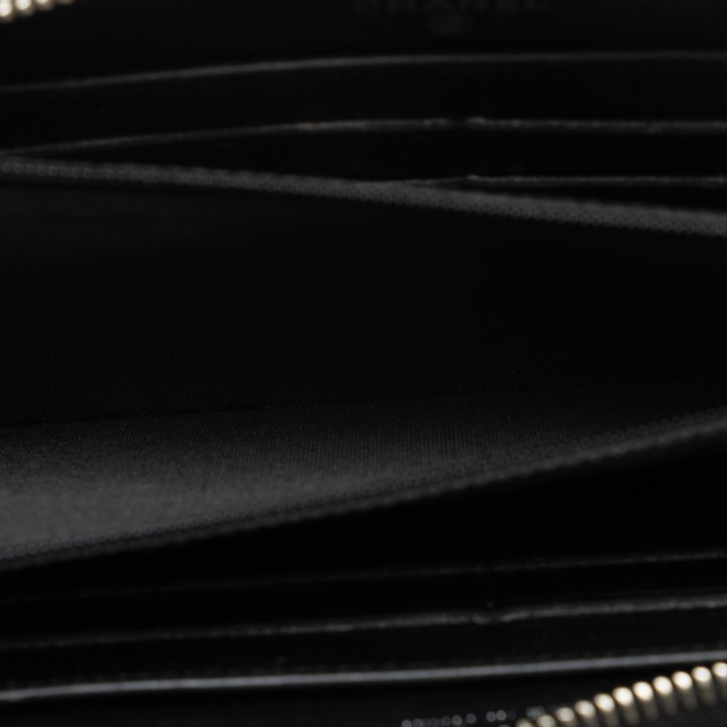 Chanel Tweed Deauville Continental Wallet (SHG-wkaU2P)