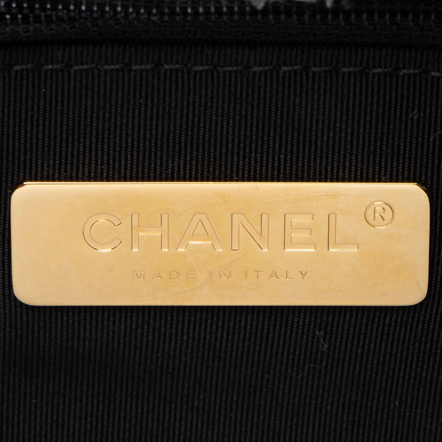Chanel Tweed Houndstooth 19 Medium Flap Shoulder Bag