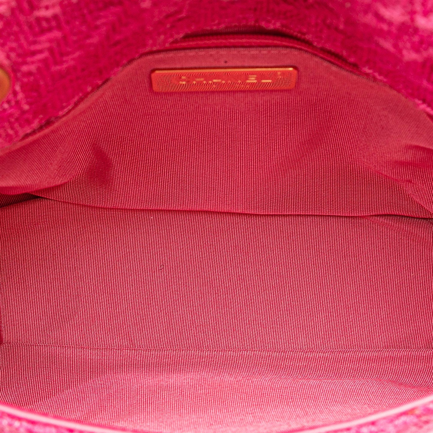 Chanel Wool Tweed Giant Logo Flap (SHG-cgNjh5)