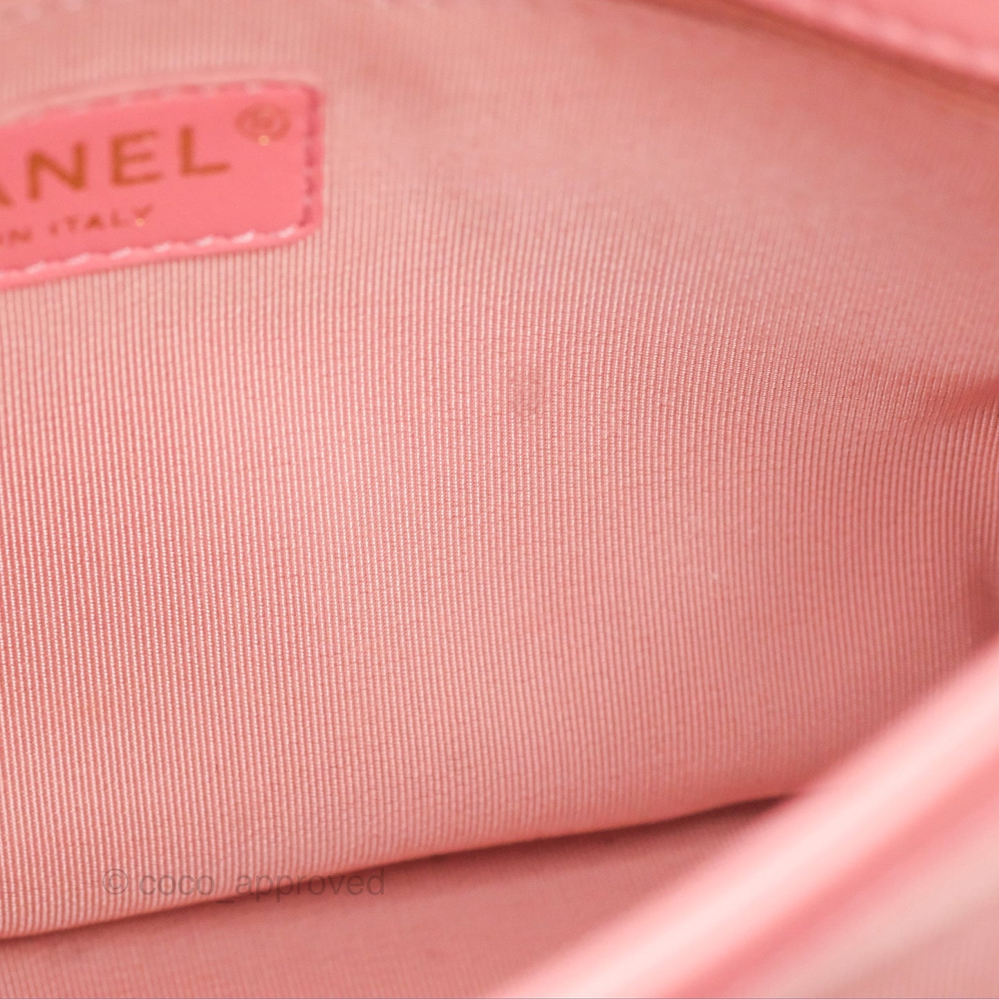 Chanel Small Chevron Chic Top Handle Flap Pink Grained Calfskin Gold Hardware