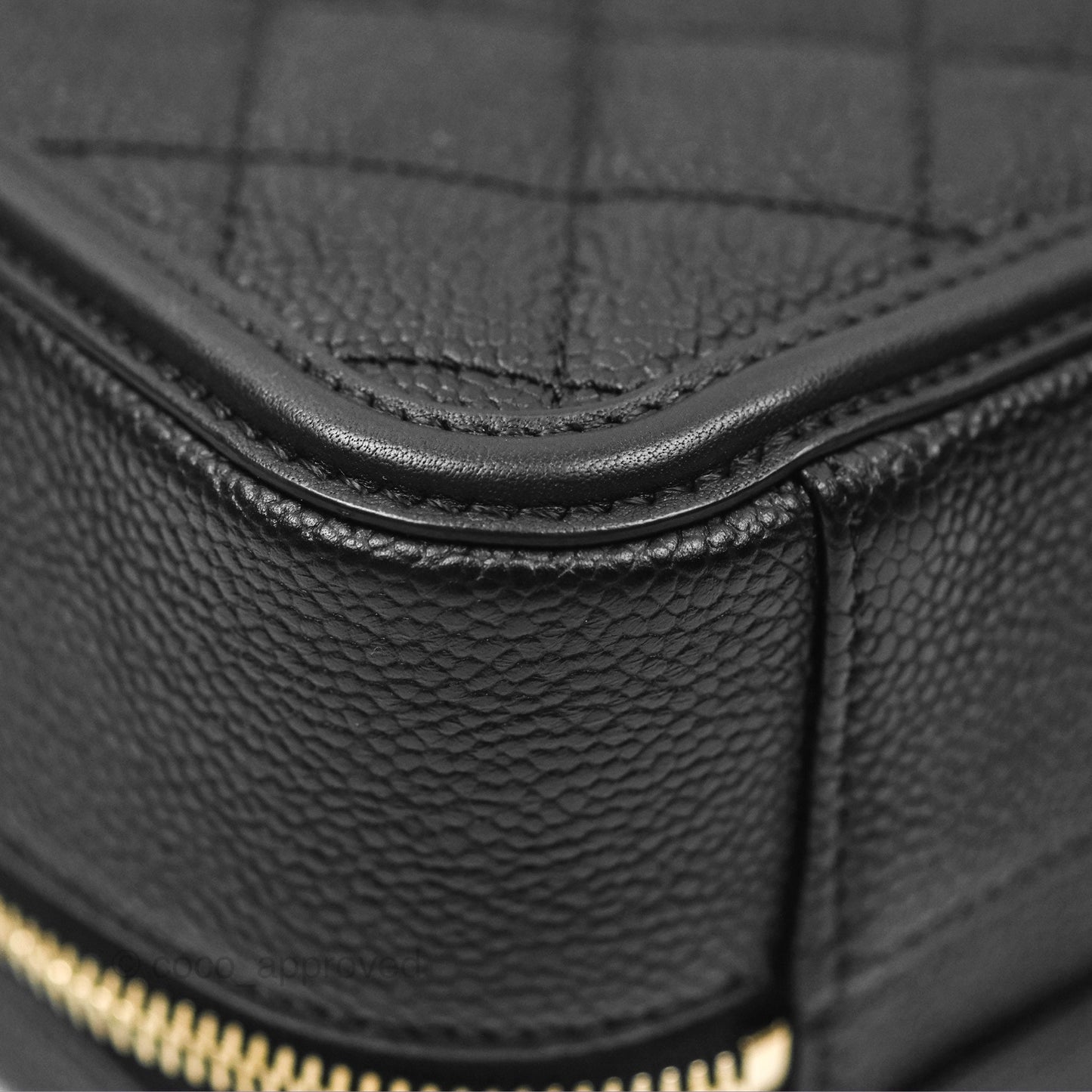 Chanel Quilted Medium CC Filigree Vanity Case Black Caviar Aged Gold Hardware