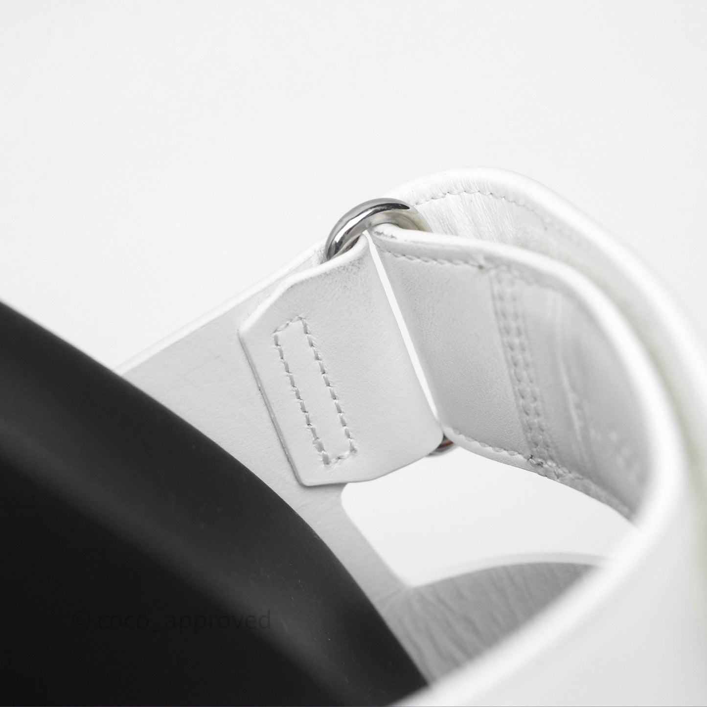 Hermès Chypre Sandal Calfskin Black/White Size 36