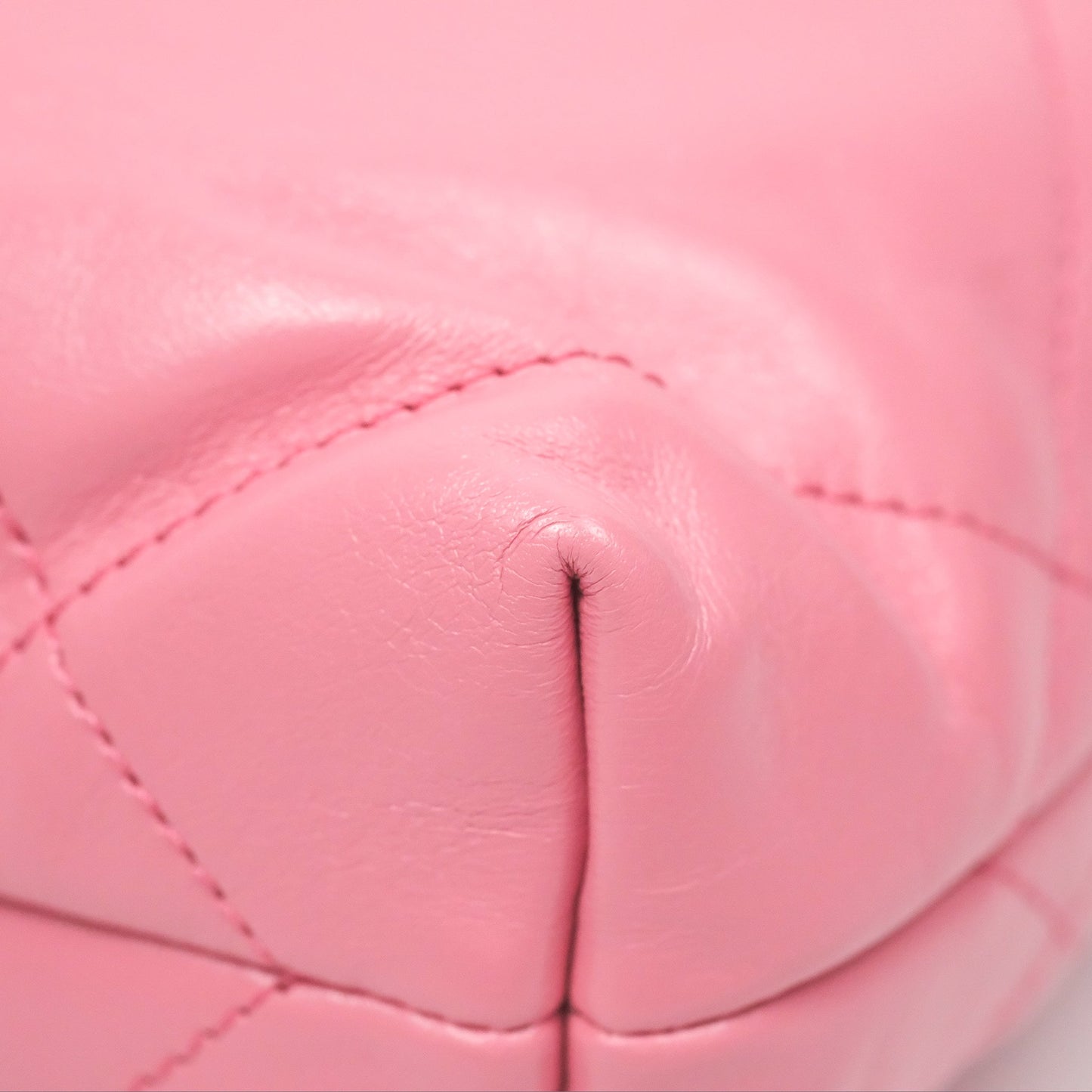 Chanel 22 Mini Bag Pink Crumpled Calfskin Aged Silver Hardware