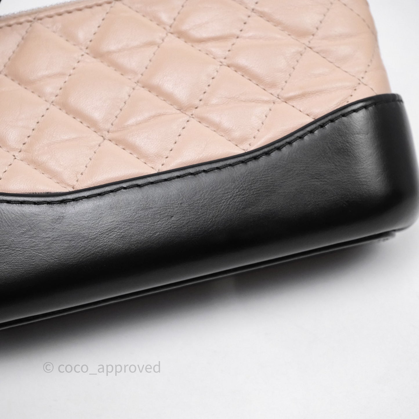 Chanel Gabrielle Clutch With Chain Aged Calfskin Black Beige Mixed Hardware