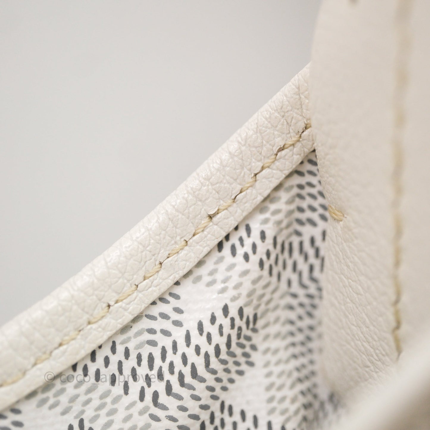 Goyard Bohème Hobo Bag PM White Goyardine Canvas