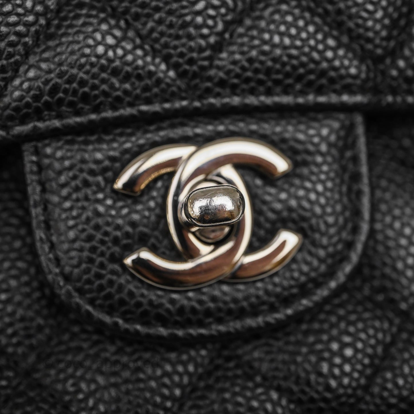 Chanel Classic M/L Medium Flap Quilted Black Caviar Silver Hardware