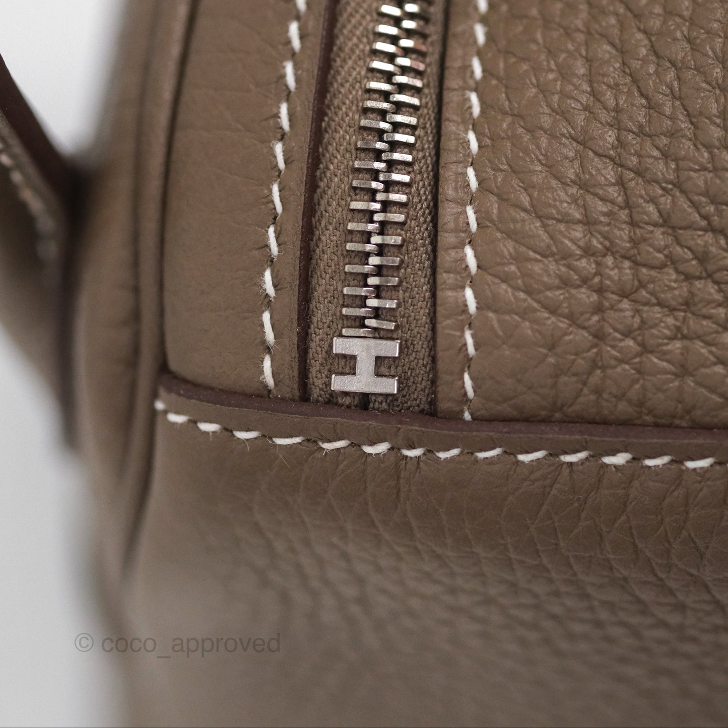 Hermès Lindy 26 Clemence Etoupe 18 Palladium Hardware