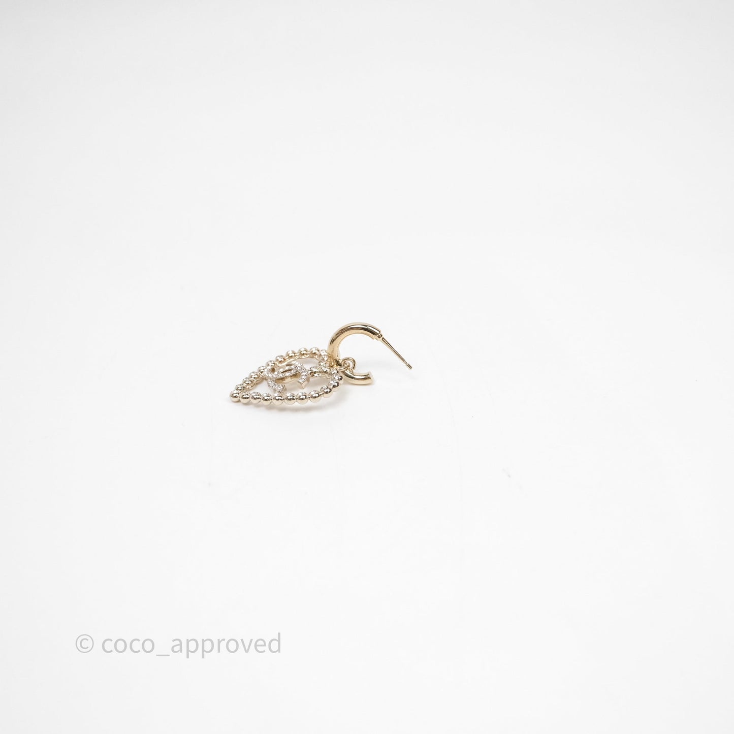 Chanel Crystals Round Heart Drop Earrings Gold Tone 25P