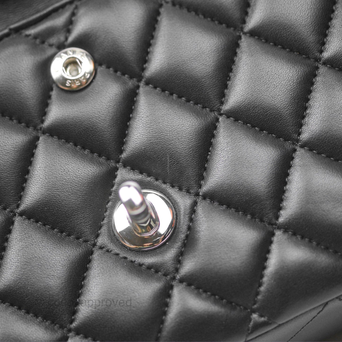 Chanel M/L Medium Classic Flap Quilted Black Lambskin Silver Hardware
