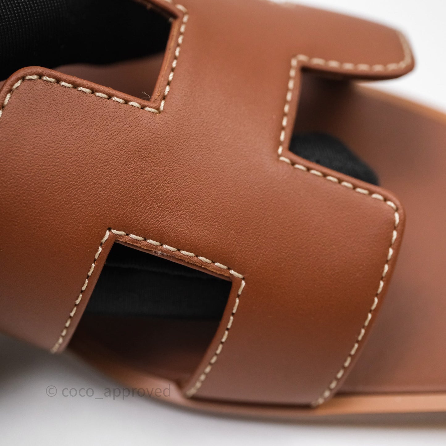 Hermès Oran Sandals Gold Size 38