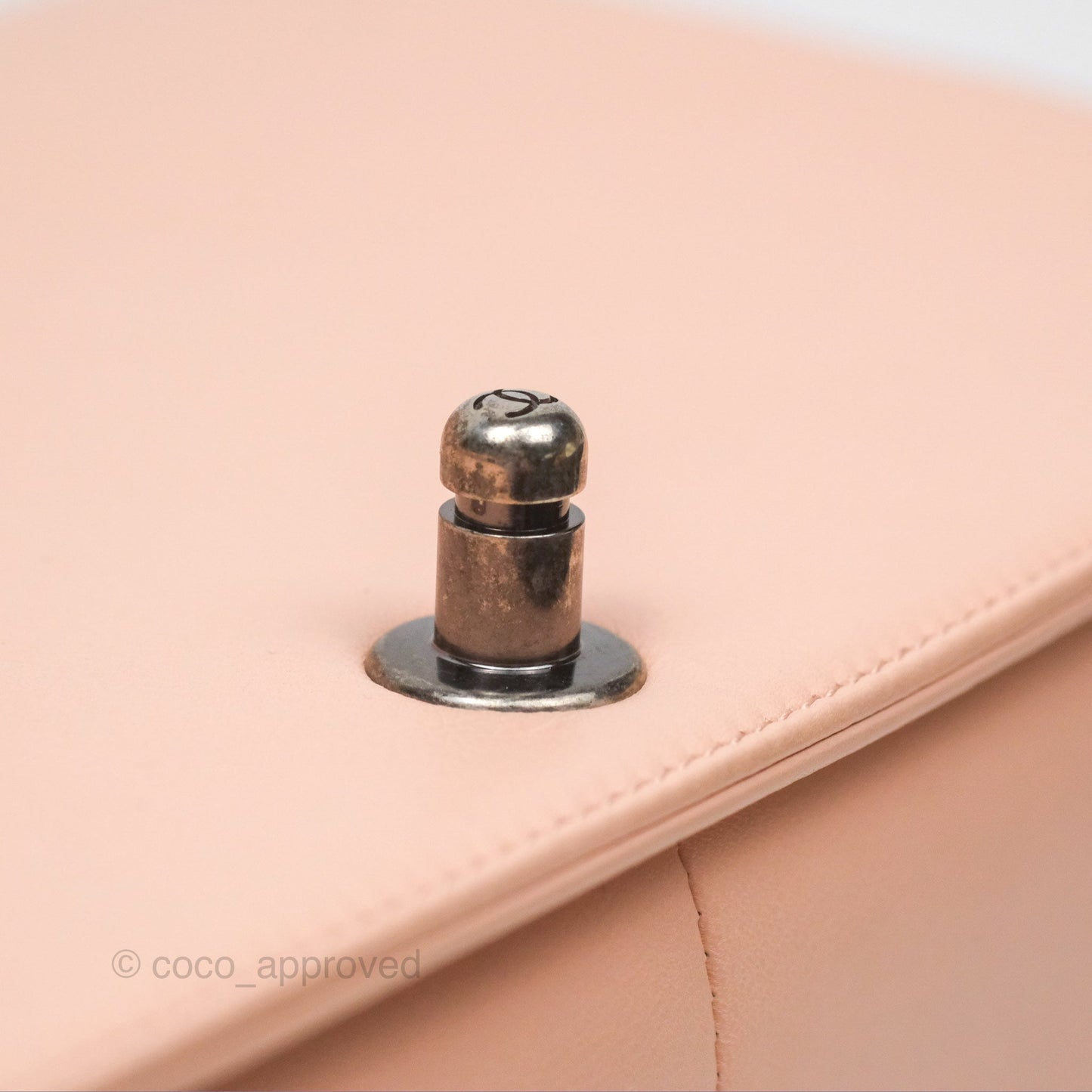 Chanel Quilted New Medium Boy Pink Lambskin Ruthenium Hardware