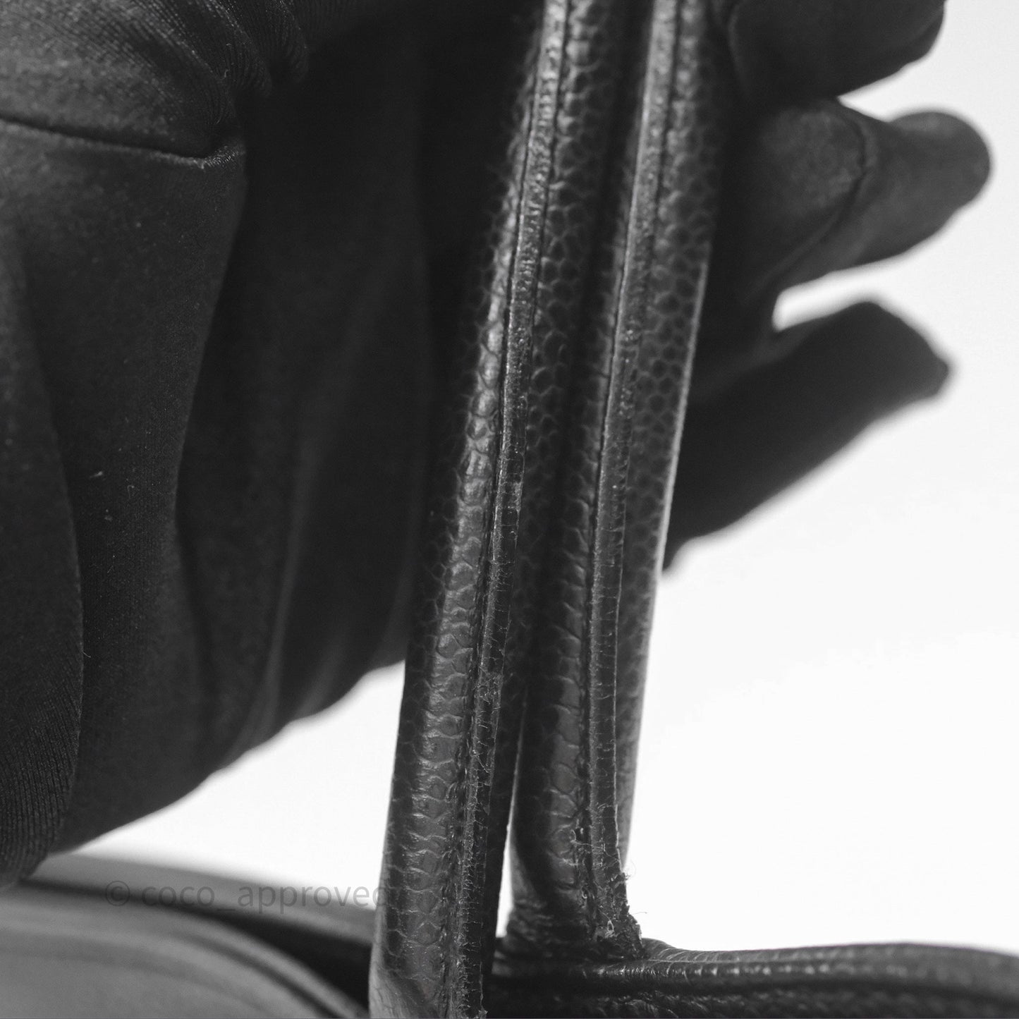 Chanel Vintage CC Tote Bag Black Caviar
