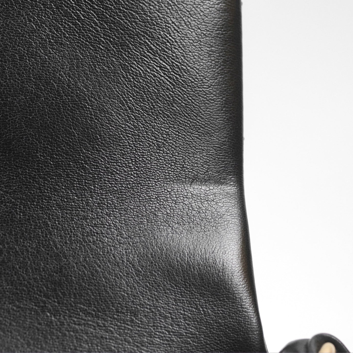 Chanel CC Chain Shoulder Bag Black Shiny Aged Calfskin