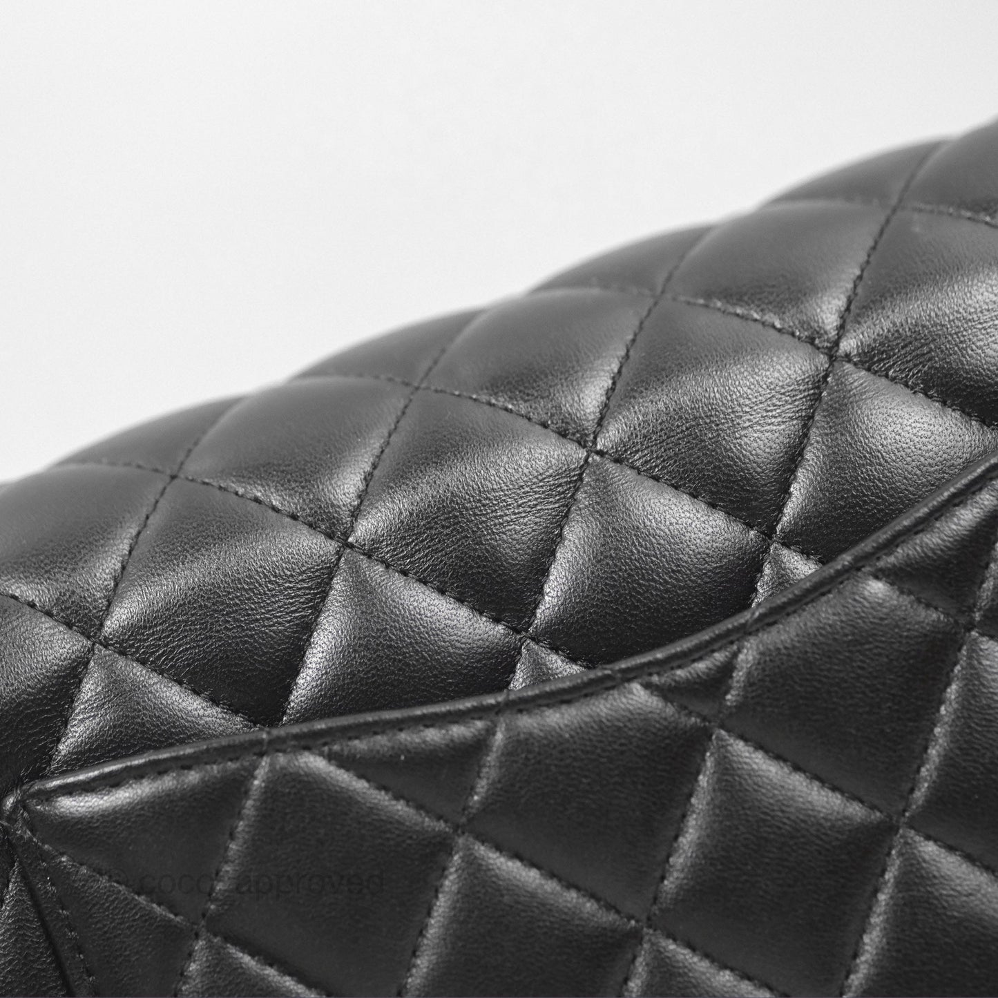 Chanel Classic M/L Medium Flap Quilted Black Lambskin Gold Hardware