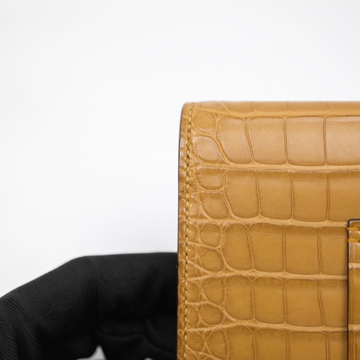 Hermès Roulis Slim Wallet Matte Alligator Mississippiensis Kraft 2H Gold Hardware