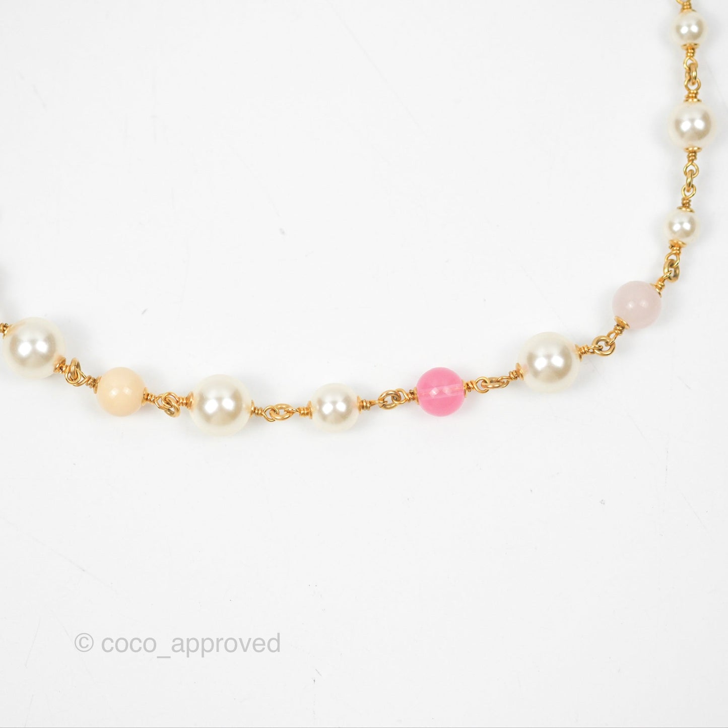Chanel CC Pearl Pink Bead Necklace Gold Tone 22A