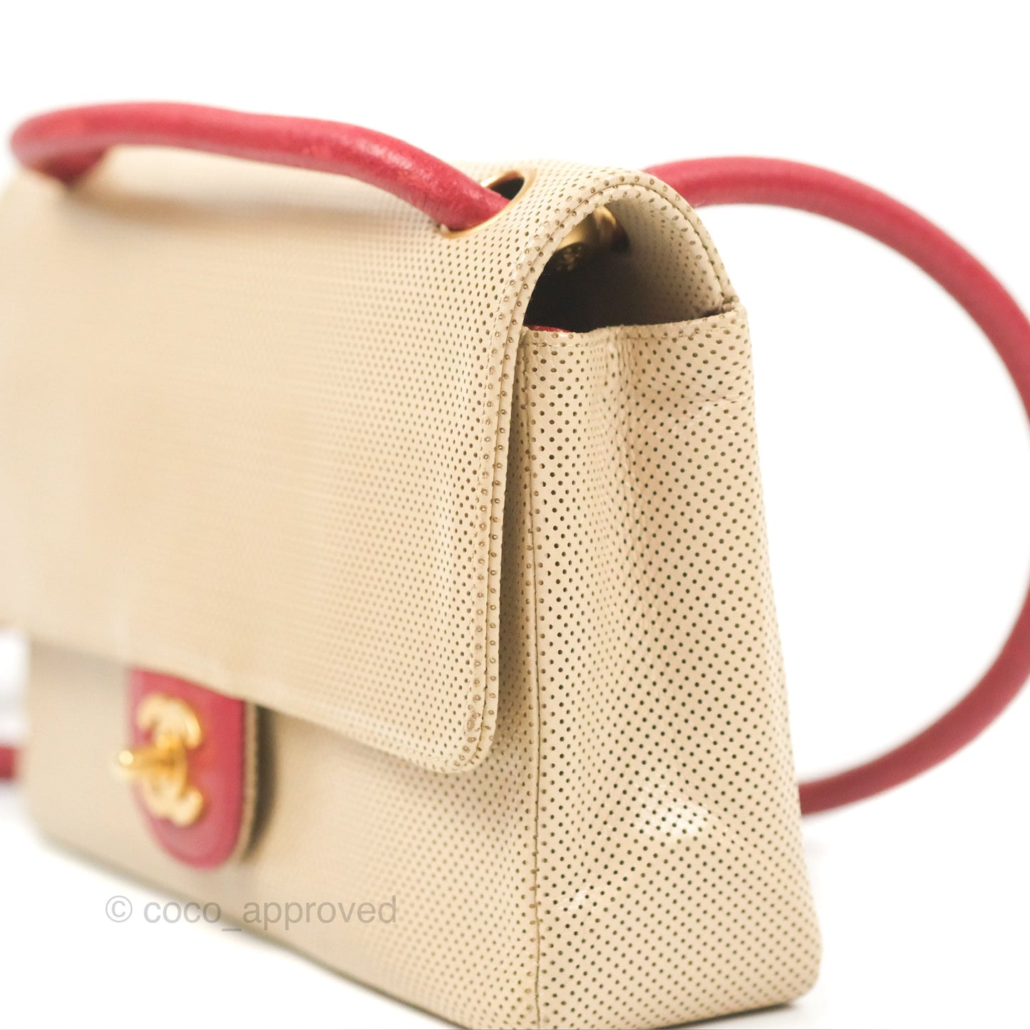 Chanel Vintage Medium Perforated Single Flap Beige/Red Matte Gold Hardware⁣⁣