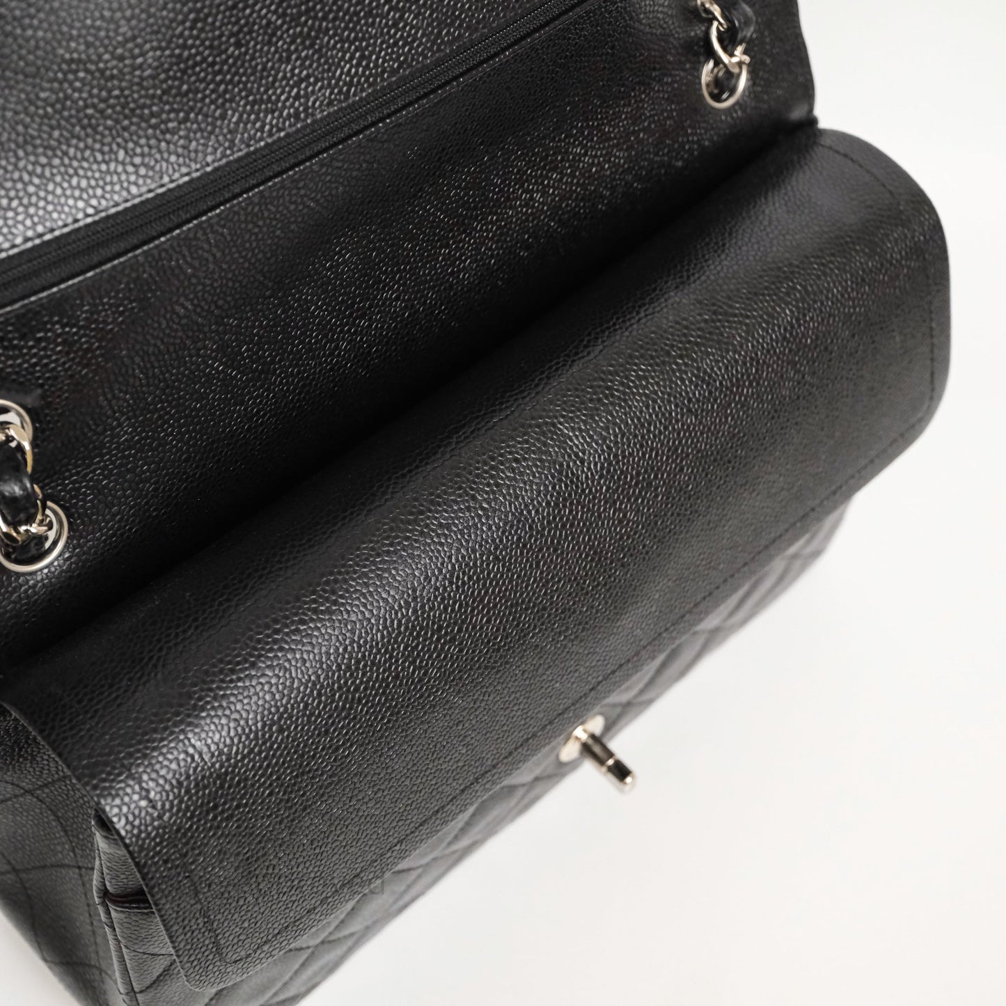 Chanel Jumbo Double Flap Black Caviar Silver Hardware⁣⁣