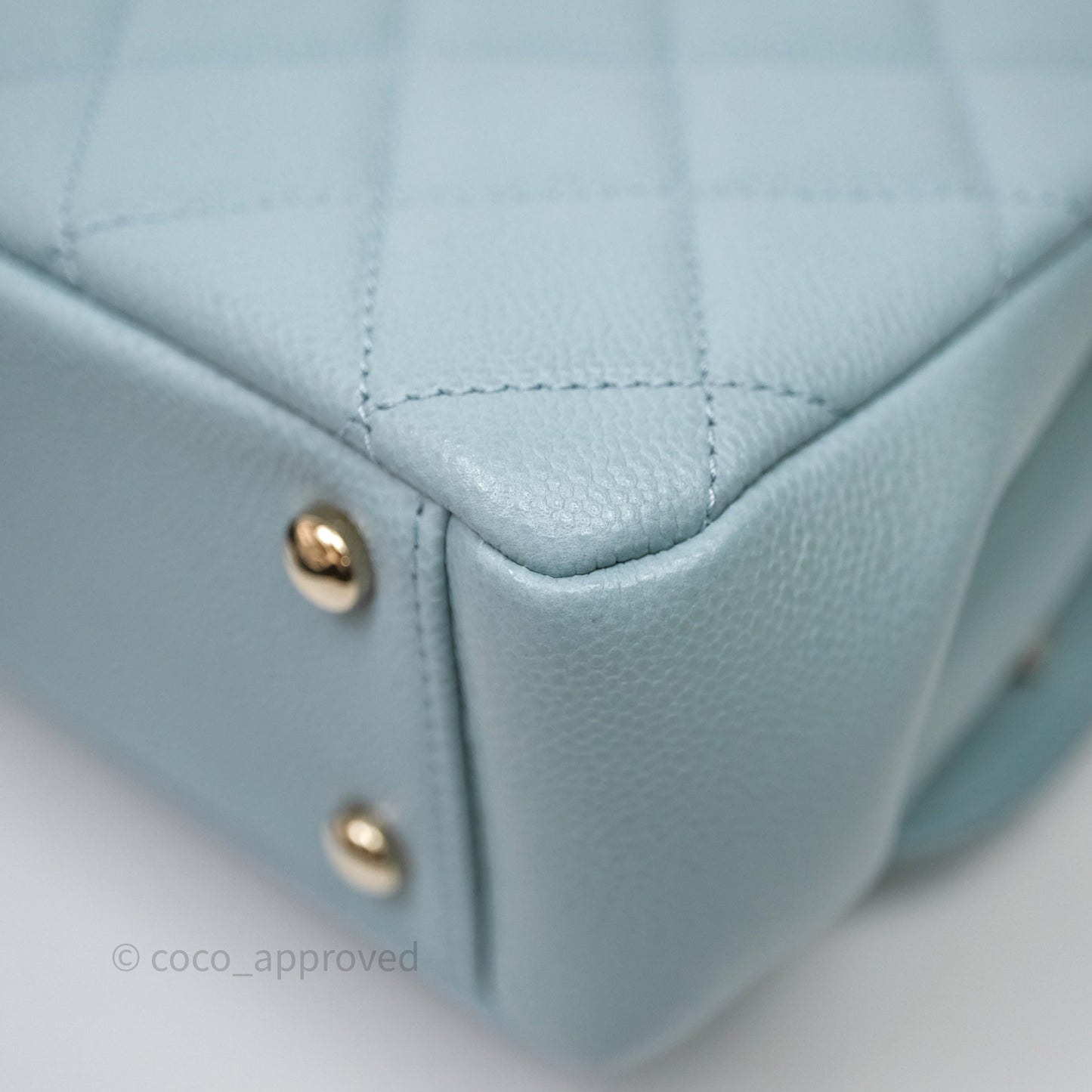 Chanel Quilted Medium Business Affinity Flap Blue Caviar Gold Hardware