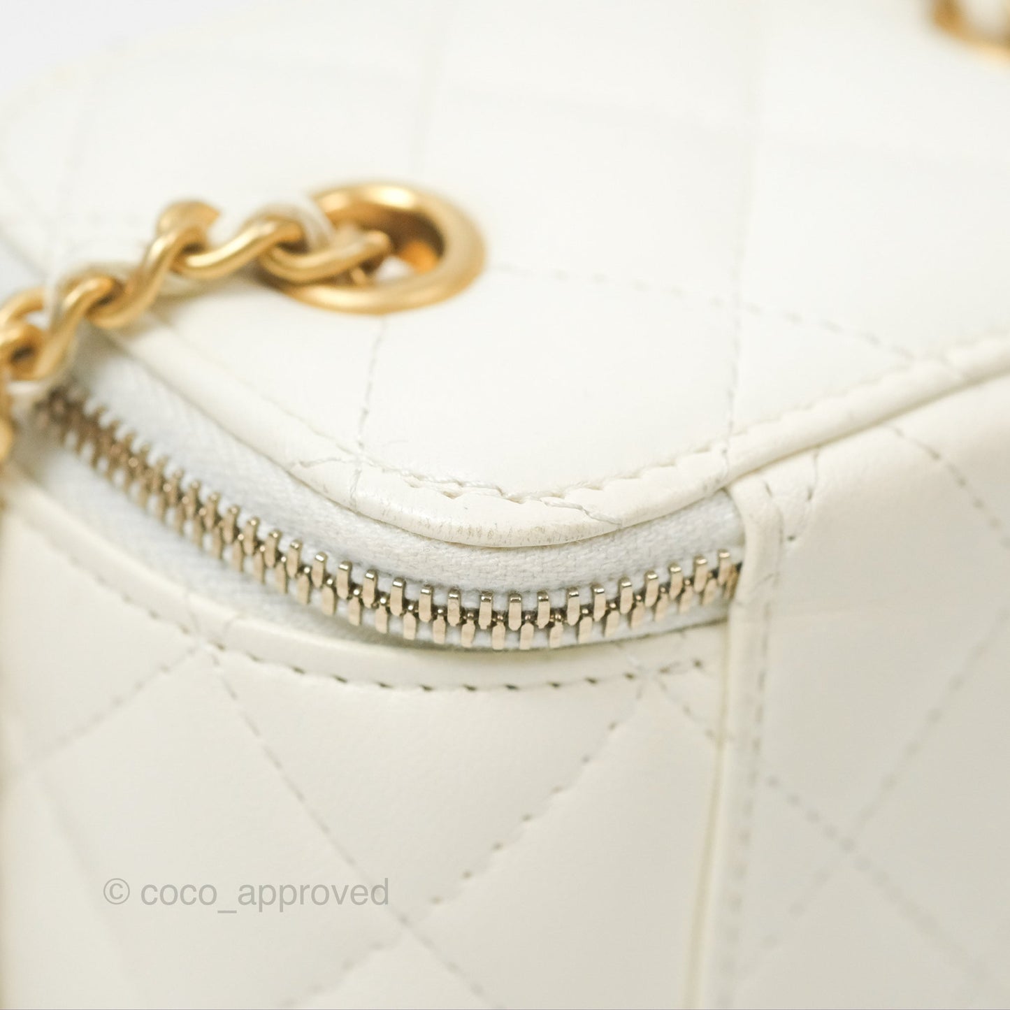 Chanel Mini Pearl Crush Vanity With Chain White Lambskin Gold Hardware