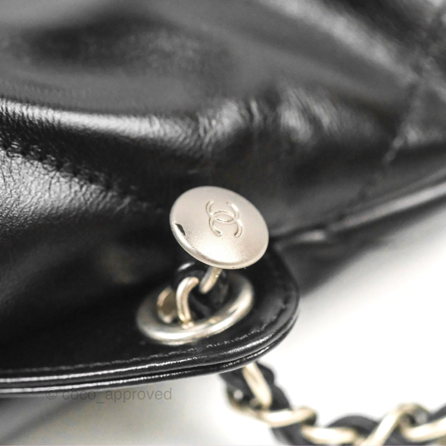 Chanel 22 Medium Shiny Calfskin Quilted Backpack Black