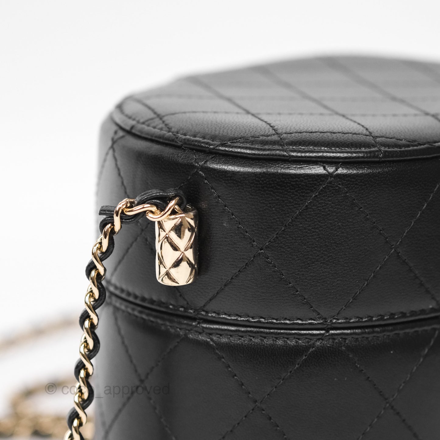 Chanel Quilted Round Vanity Clutch With Chain Black Lambskin Gold Hardware