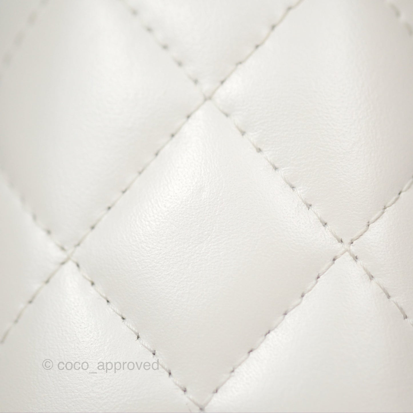 Chanel Quilted Mini Perfect Fit Vanity With Chain White Calfskin Aged Gold Hardware