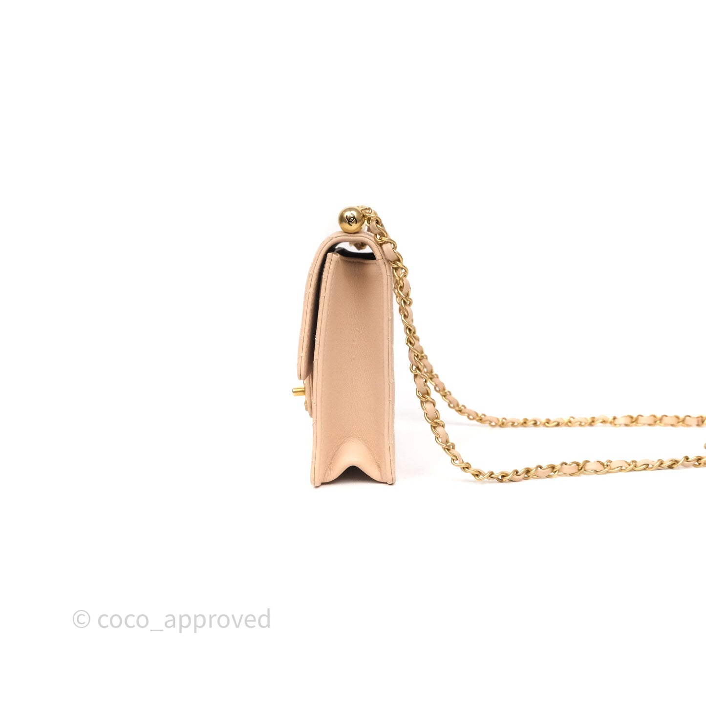 Chanel Chic Pearls Flap Quilted Beige Pink Goatskin Aged Gold Hardware
