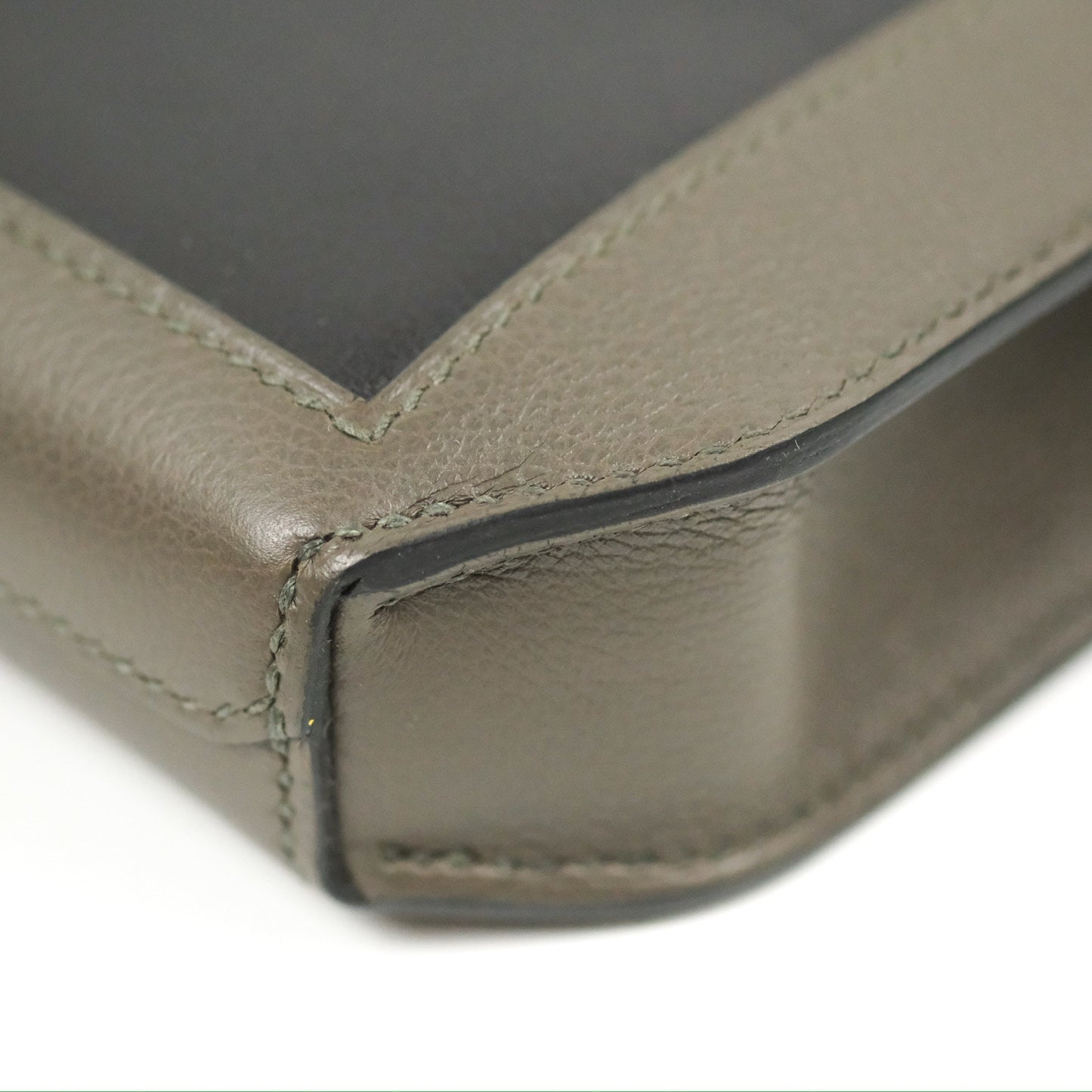 Hermès Kelly Depeches 25 Pouch Vert-De-Gris / Noir / Fauve Evercolor Evergrain & Barenia Calfskin