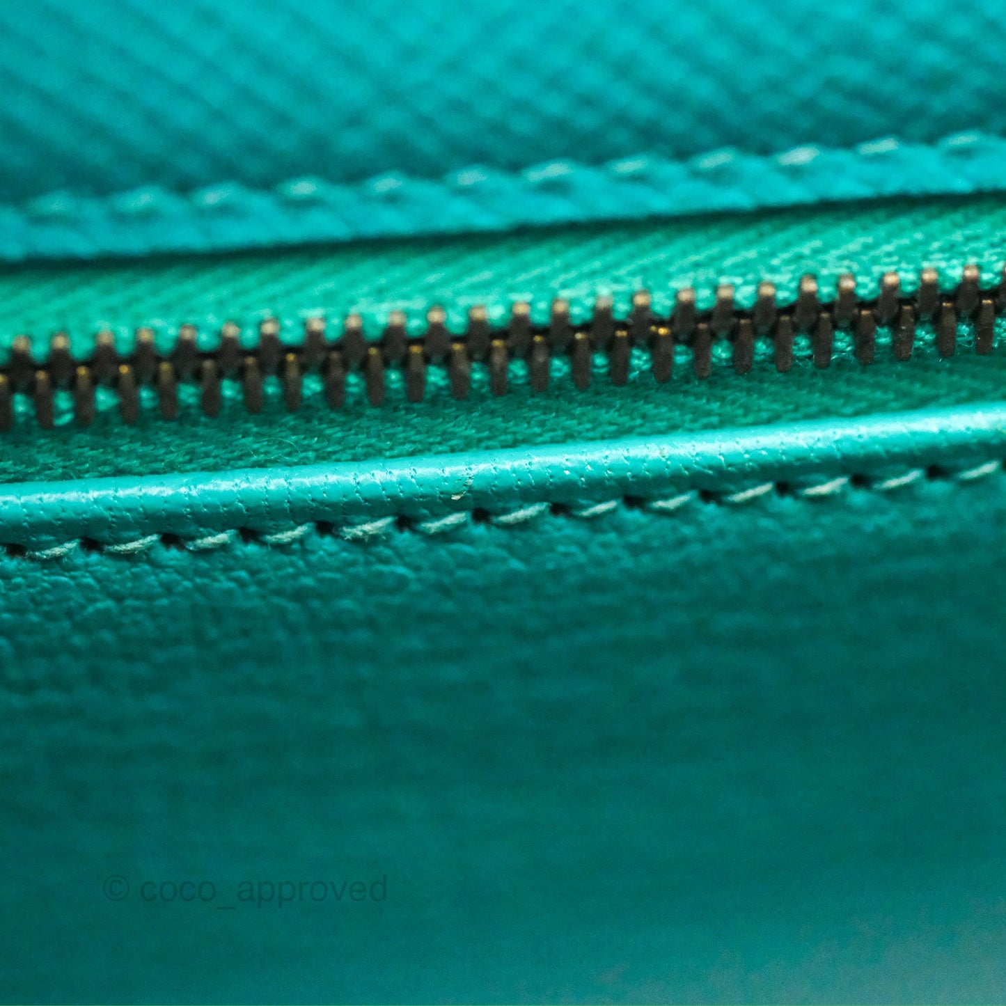 Hermès Sellier Kelly 28 Bleu Paon Epsom Gold Hardware
