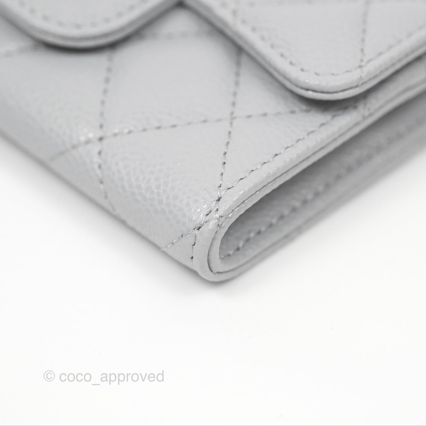 Chanel Quilted Flap Card Holder Caviar Grey Gold Hardware