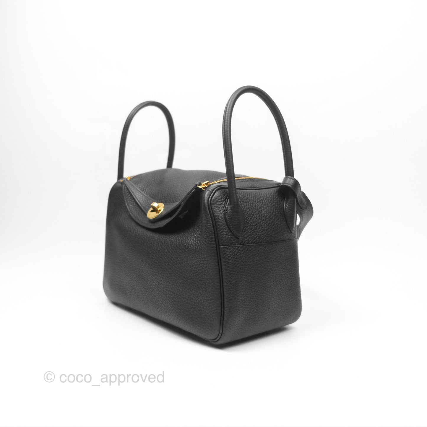 Hermès Lindy 26 Black Noir 89 Clemence Gold Hardware