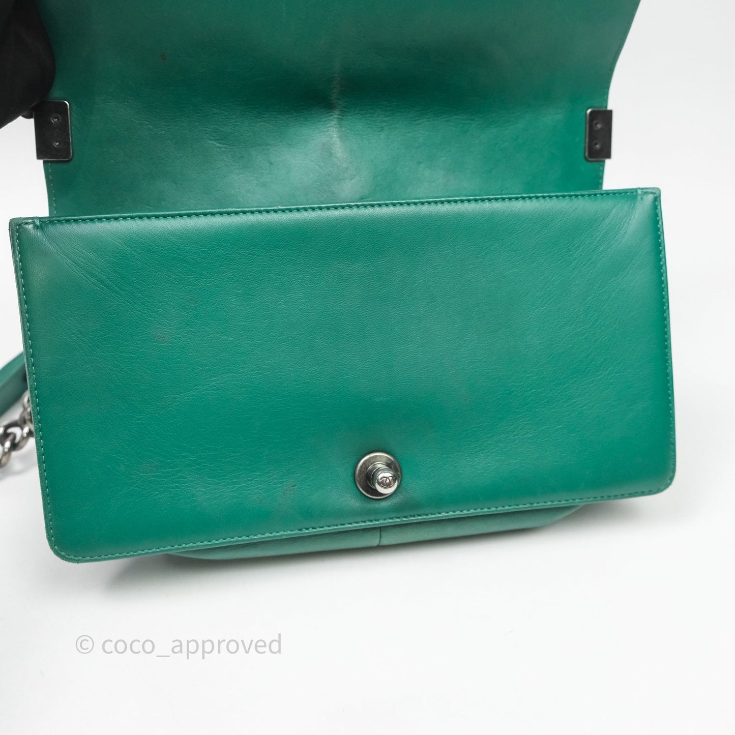 Chanel Medium Boy Quilted Green Lambskin Ruthenium Hardware