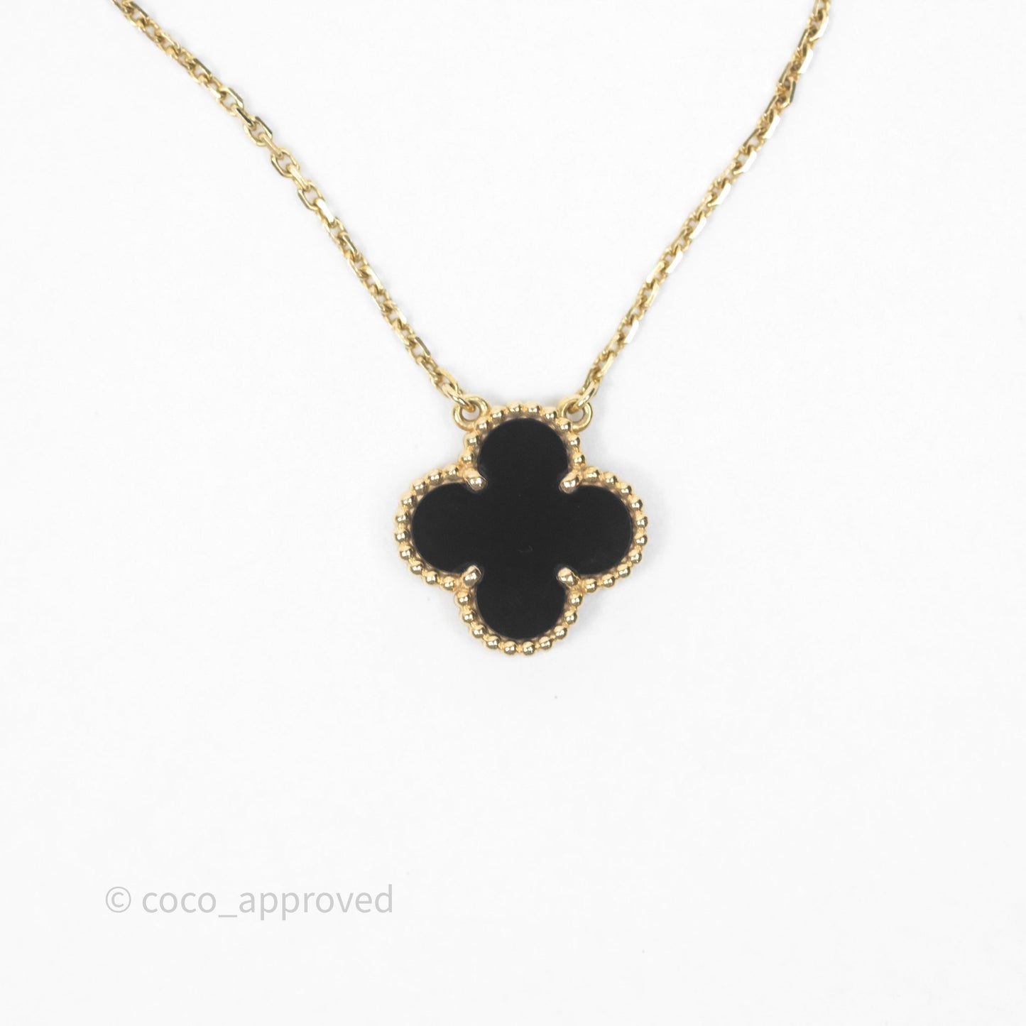Van Cleef & Arpels Vintage Alhambra Pendant Onyx 18K Yellow Gold