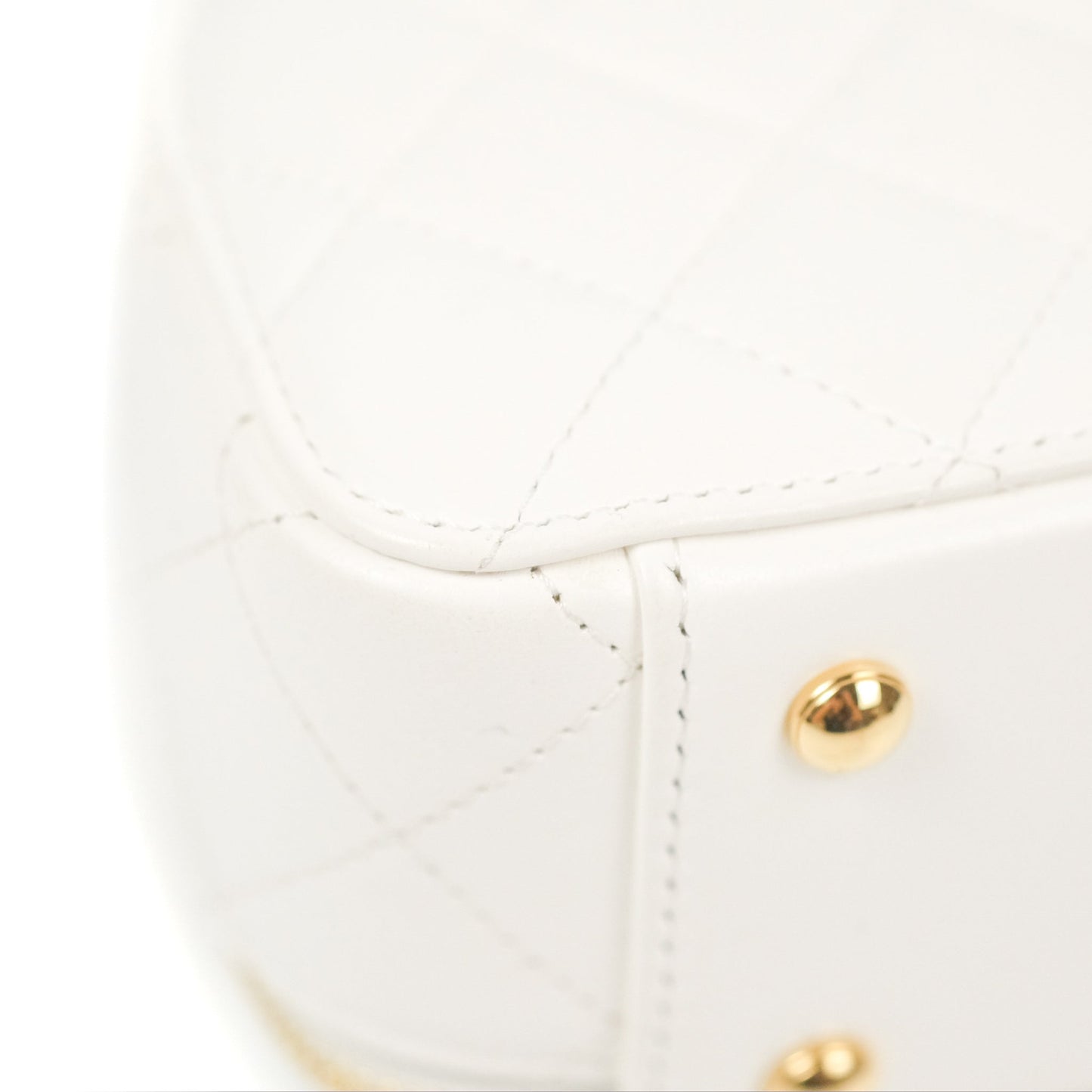 Chanel Small Clutch With Chain White Lambskin Gold Hardware 23C